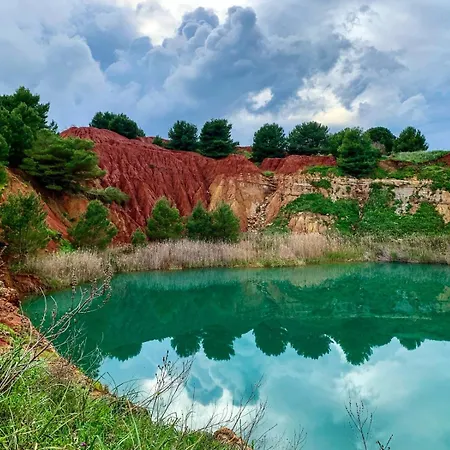 別荘 La Limesa, A 200 Year Old Converted Stable In
